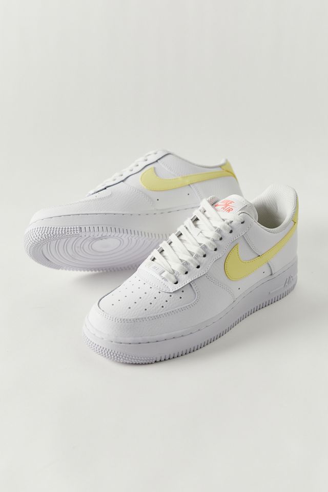 Nike Air Force 1 07 Sneaker Urban Outfitters