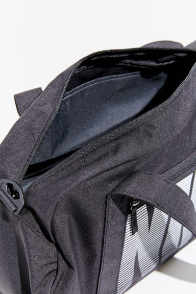urban outfitters gym bag