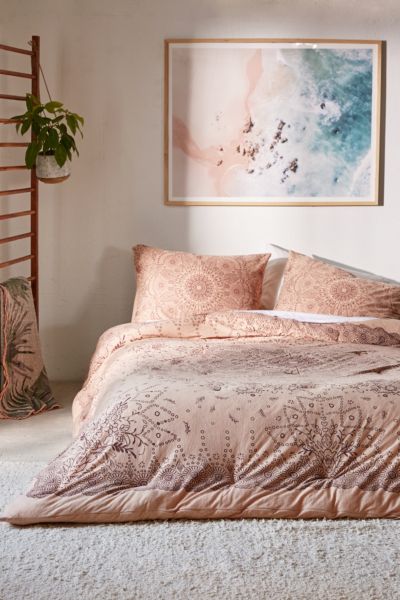 Amelia Medallion Jersey Comforter Urban Outfitters