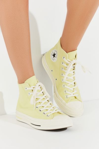 converse pastel yellow