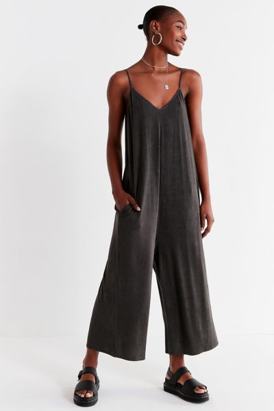 urban outfitters wide leg jumpsuit