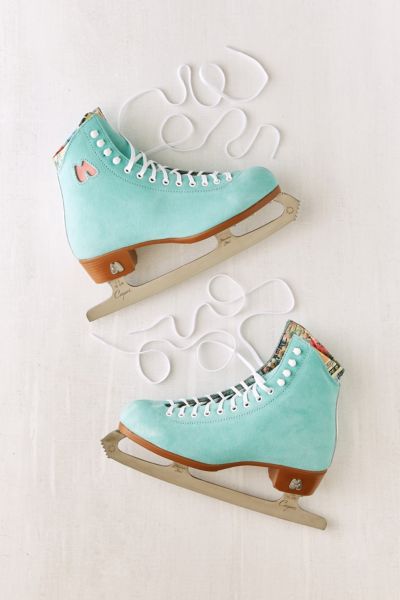 shoe ice skates