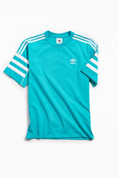 adidas t shirt urban outfitters