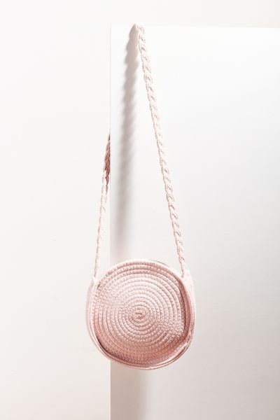 round woven crossbody bag