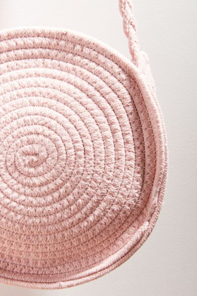 urban outfitters woven bag