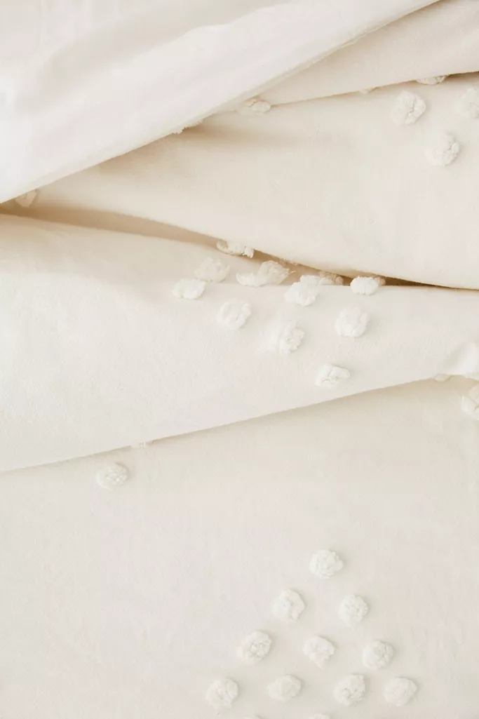 Shop Tufted Geo Duvet Cover from Urban Outfitters on Openhaus