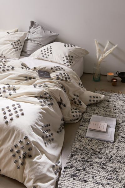 Tufted Geo Duvet Cover Urban Outfitters   46024691 018 B