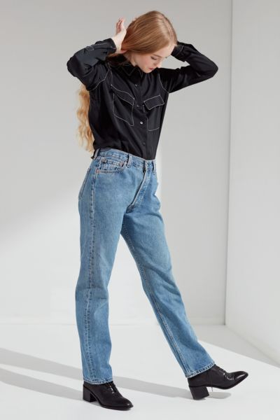 urban outfitters levi's dad jeans