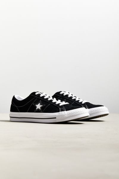 one star sneaker