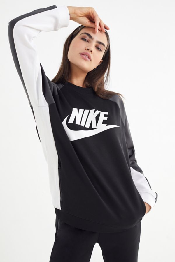 colorblock nike sweatshirt
