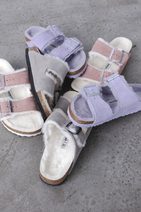 Slide View: 1: Birkenstock Arizona Shearling Sandal