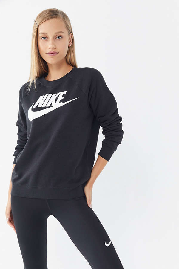 Nike Rally Crew-Neck Sweatshirt | Urban Outfitters