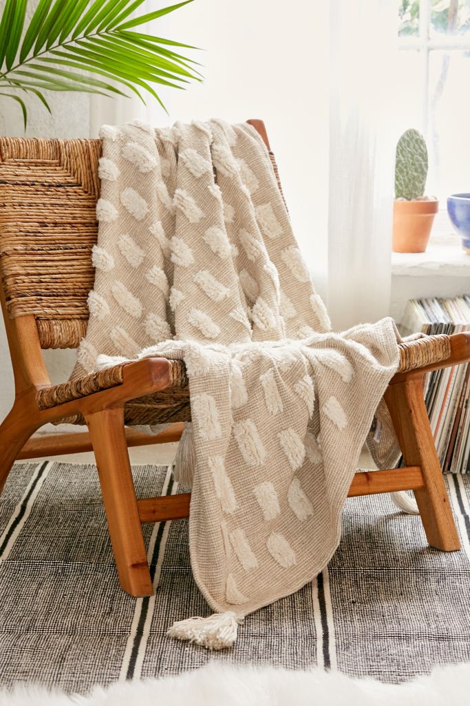 Tilly Tufted Throw Blanket Urban Outfitters