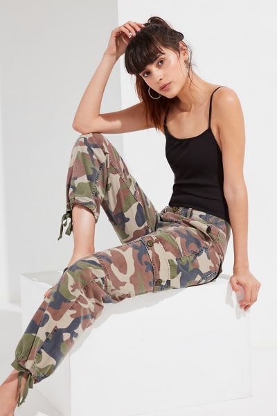 urban outfitters camo jumpsuit