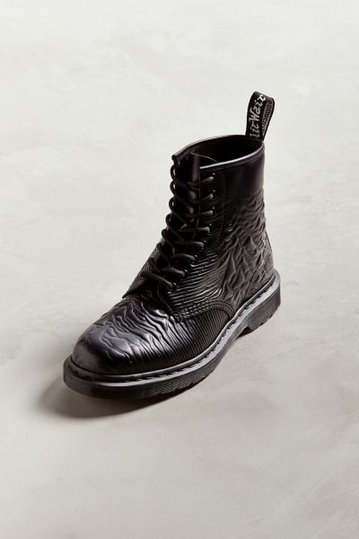 1460 unknown pleasures doc martens