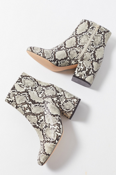 uo margot patent boot