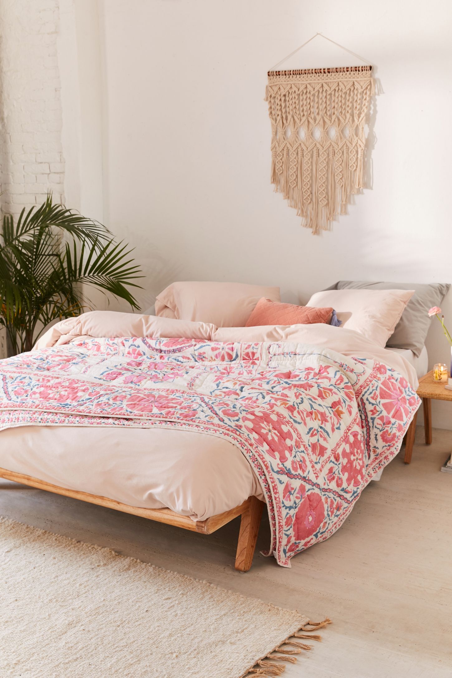 Saski Suzani Medallion Quilt Urban Outfitters