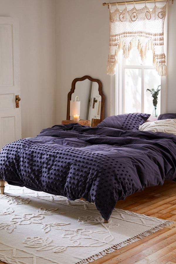 Slide View: 1: Tufted Dot Duvet Cover