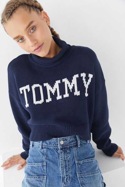 tommy jeans logo turtleneck sweater