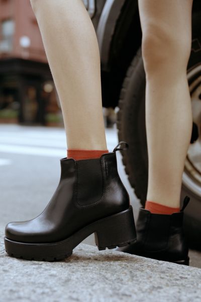 vagabond platform chelsea boots