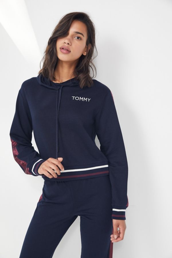 Tommy Hilfiger UO Exclusive Satin Hoodie Sweatshirt | Urban Outfitters
