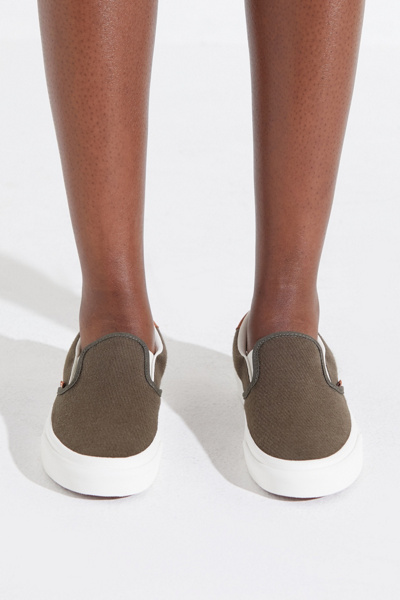 vans flannel slip on