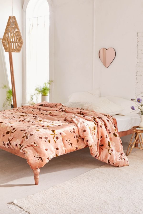 Sierra Floral Velvet Comforter Urban Outfitters