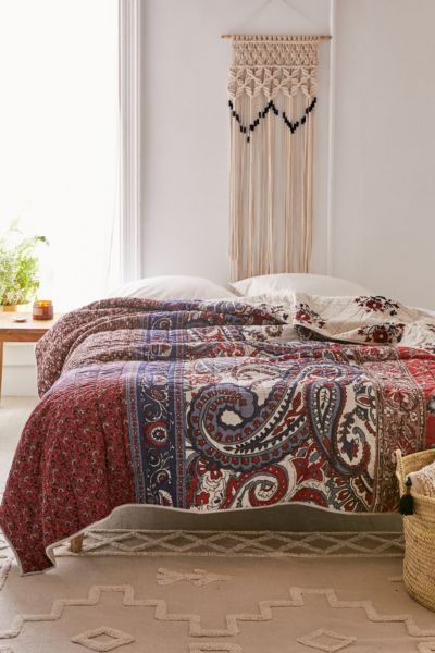 Willa Patched Paisley Quilt | Urban Outfitters