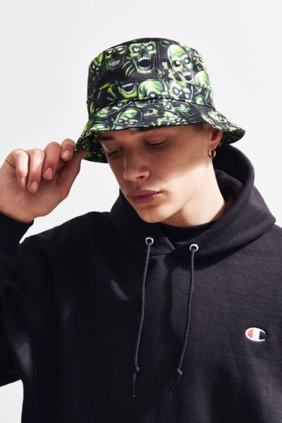 skull pile bucket hat