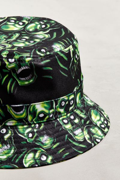 skull pile bucket hat