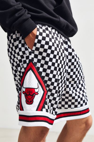 chicago bulls checkered shorts