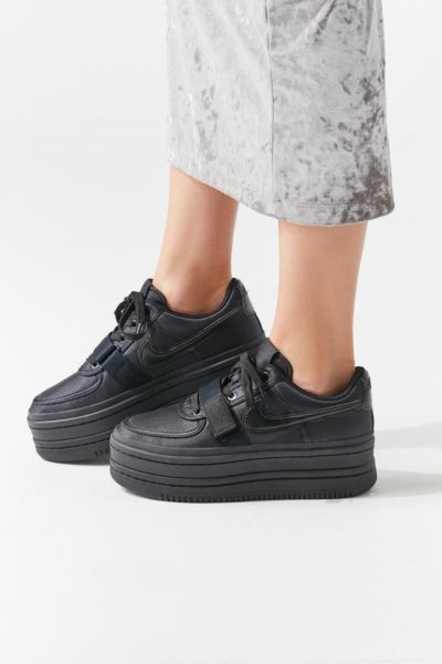 vandal 2k sneaker black