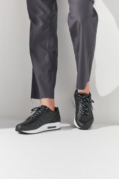 nike air max dress shoes