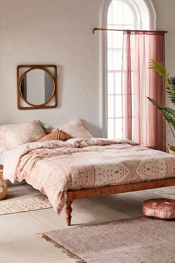 Eva Tile Crinkle Gauze Duvet Cover Urban Outfitters Canada