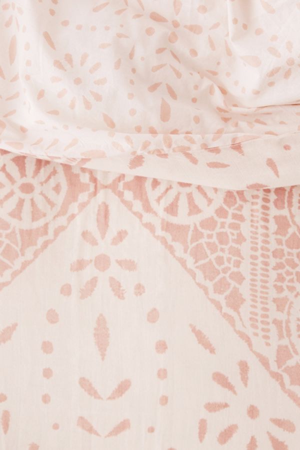 Eva Tile Crinkle Gauze Duvet Cover Urban Outfitters Canada