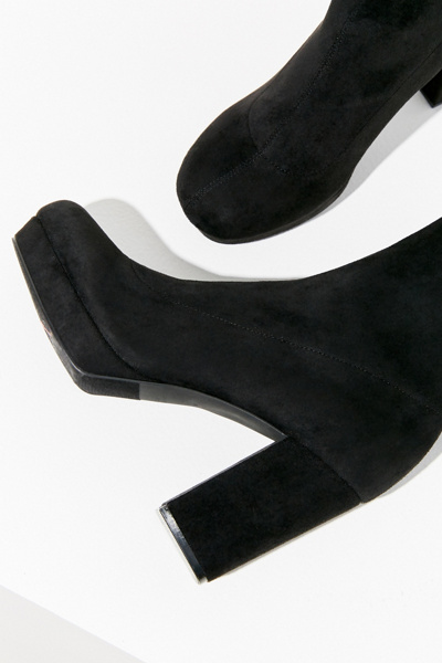 urban outfitters sock boots