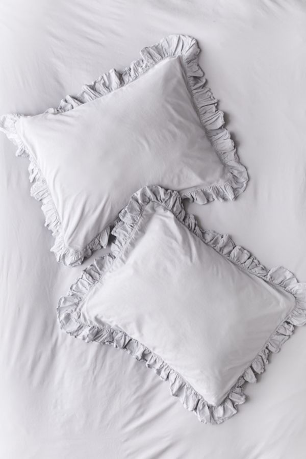 Washed Cotton Overscale Ruffle Sham Set Urban Outfitters