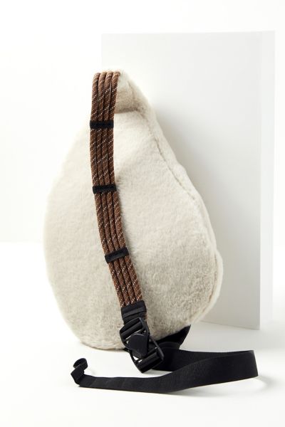 kavu fuzzy rope bag