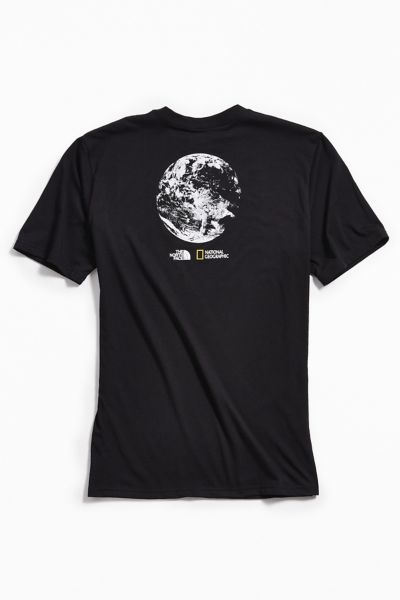 the north face x national geographic uo exclusive find the source tee