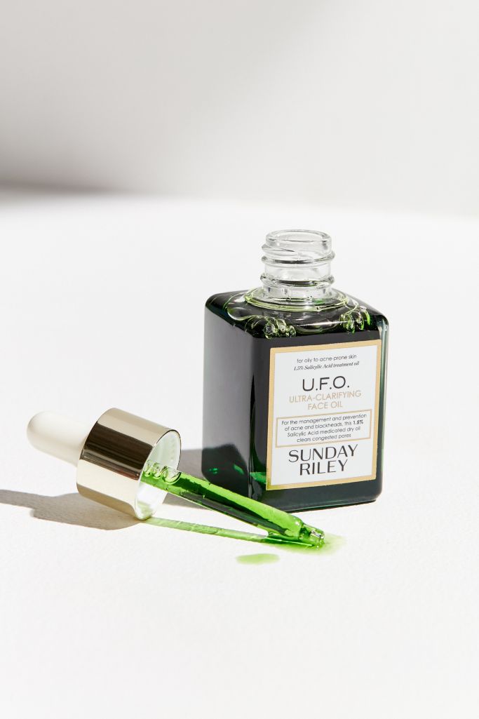 Sunday Riley U.F.O. Acne Treatment Face Oil | Urban Outfitters