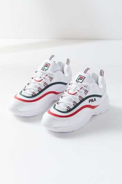 white fila chunky trainers