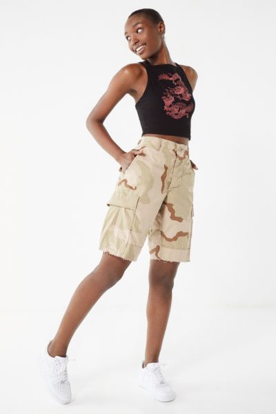 urban outfitters camo shorts