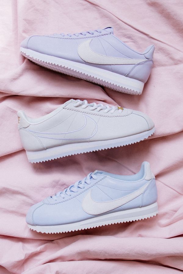 nike femme urban outfitters nike femme urban outfitters