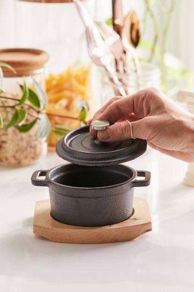 Mini Cast Iron Dutch Oven | Urban Outfitters