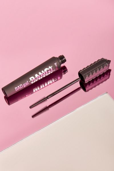 Benefit Cosmetics BADgal Bang! Volumizing Mascara | Urban Outfitters