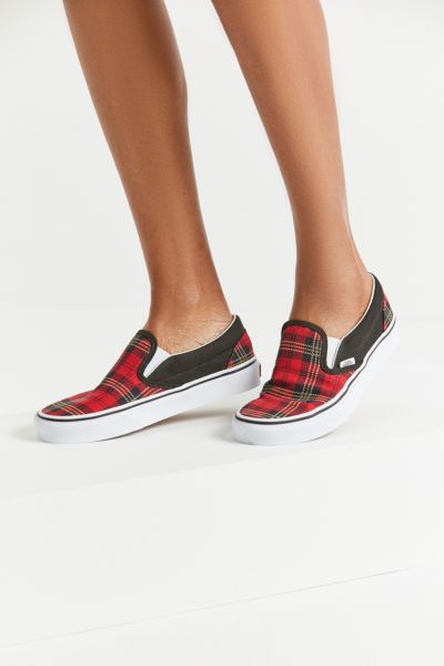 how do vans slip on fit