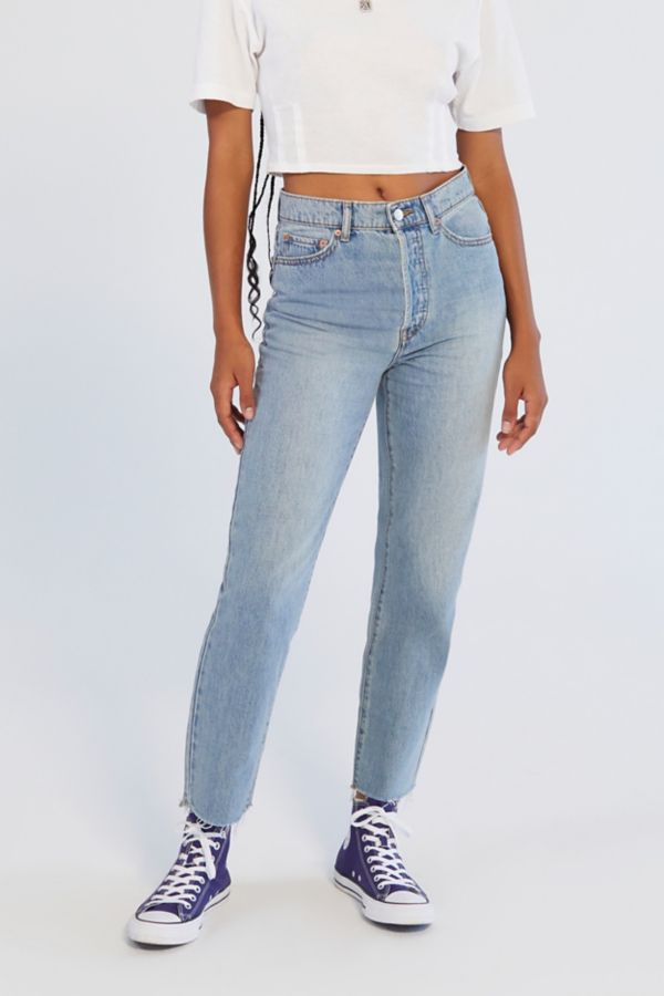 straight light wash jeans