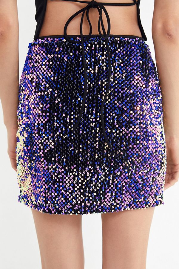 Motel Cheri Sequin Slit Mini Skirt | Urban Outfitters