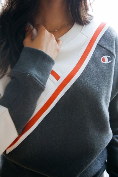 Champion Diagonal Colorblock Sweatshirt 