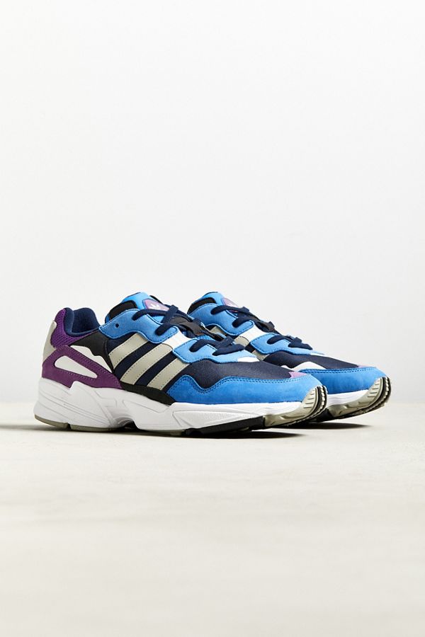 adidas Yung-96 Sneaker | Urban Outfitters